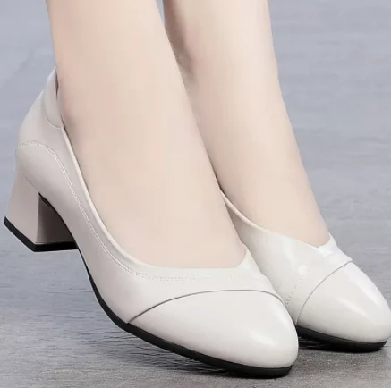 

2023 High Quality Fashion Classic Men and Women Skateboarding Shoes Outdoor Sport Sneakers 36-45