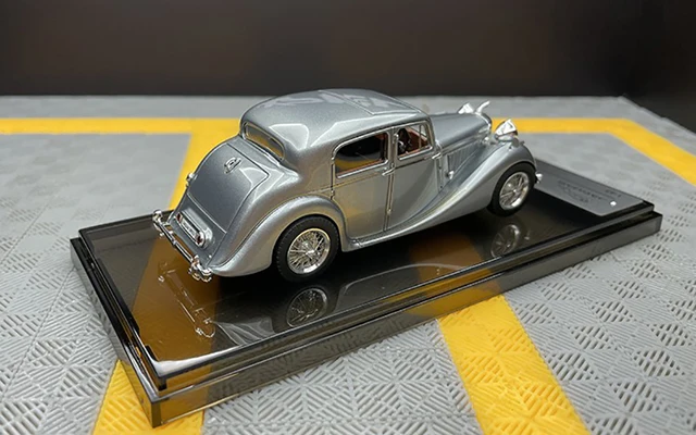 Century Dragon MKIV 1:43 XK-140 vintage alloy car model XJ220 + 