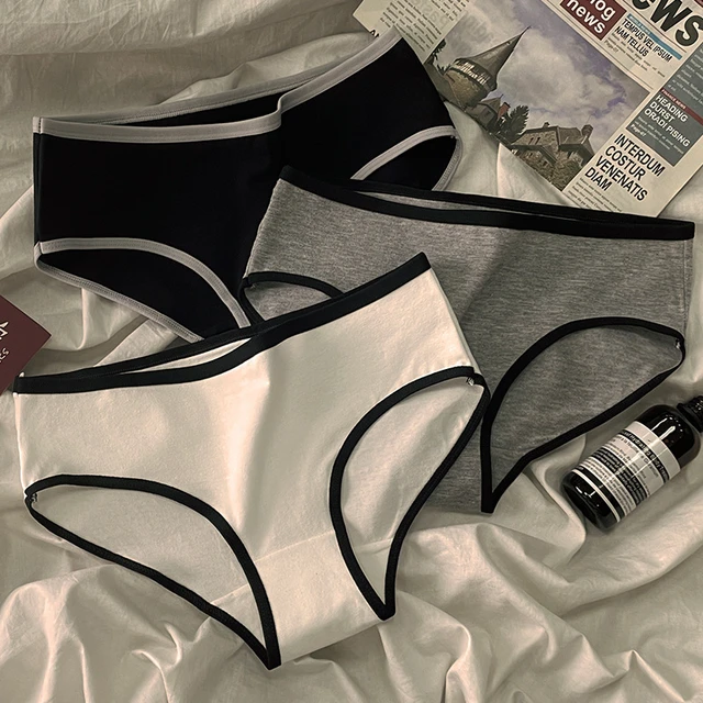 Simple Girl Underwear Mid Waist Japanese Black White Cotton
