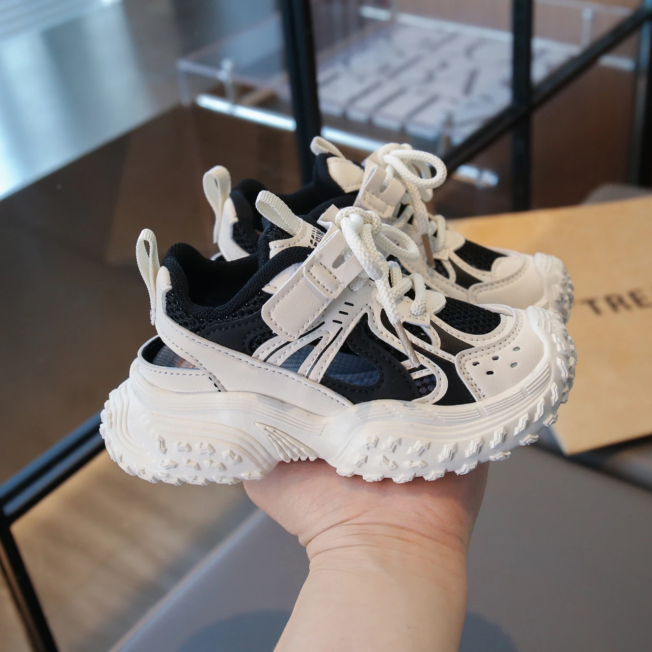 Kids Mesh Summer Walking Sandals Hollowed Out Sneakers