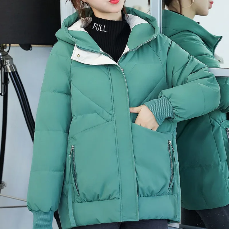 2023 New Women Down Cotton Coat Winter Jacket Female Short Parkas Loose Thick Warm Outwear Hooded Leisure Time Fashion Overcoat
