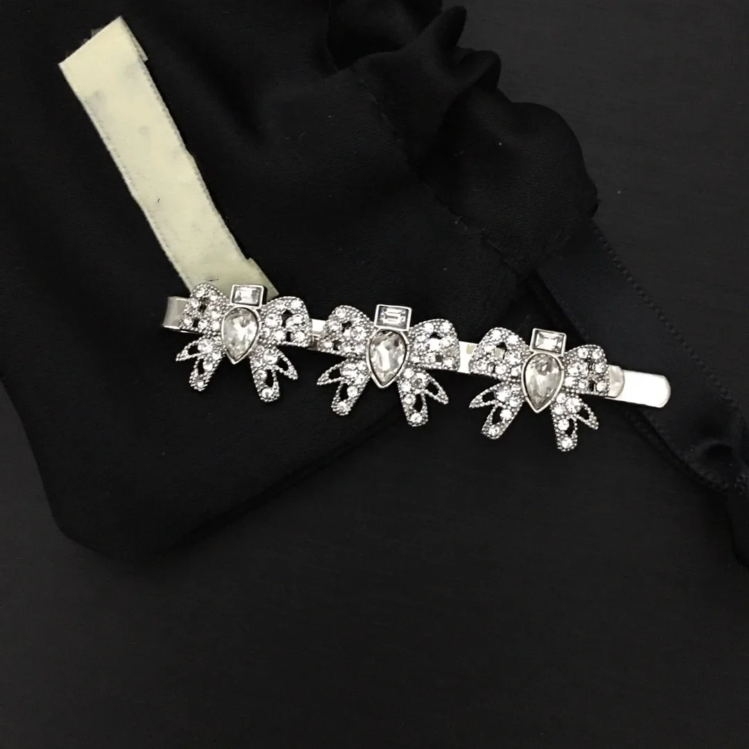 

Popular bow hair clips in Europe and America