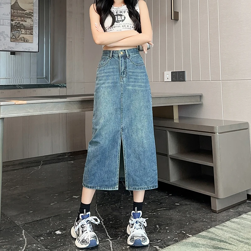 Real time shoot of denim skirt for women with retro blue summer commuting high waisted and spicy girls with medium length and sl