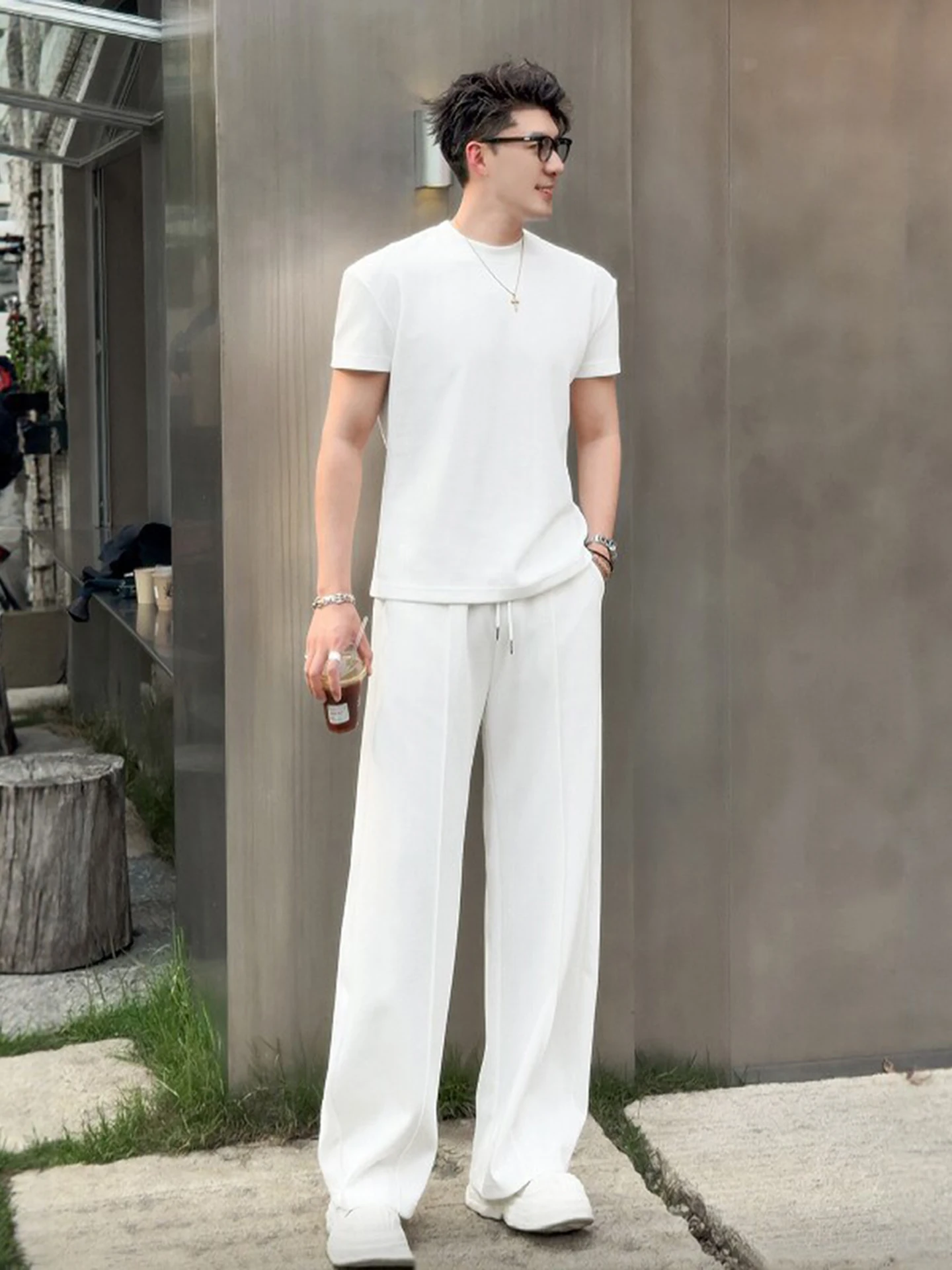 미국 스타일 아이스 실크 남성 바지 및 티셔츠 세트 여름 캐주얼 스포츠웨어 청소년 코튼 롱 팬츠 반팔 티셔츠