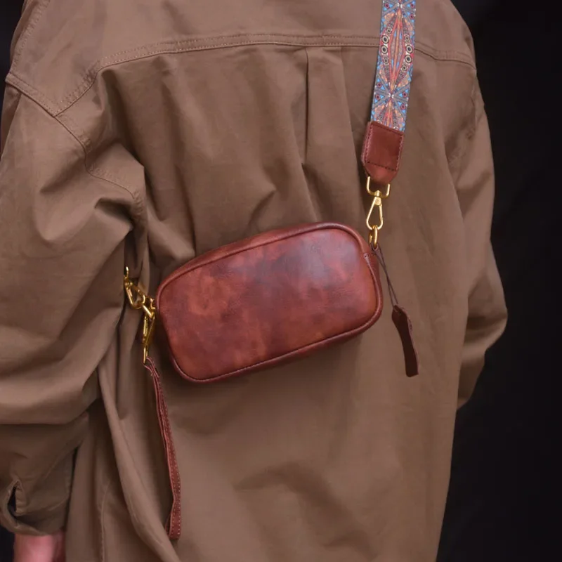 

Женская кожаная винтажная сумка AETOO через плечо для телефона, повседневный Многофункциональный клатч на молнии, миниатюрный на одно плечо