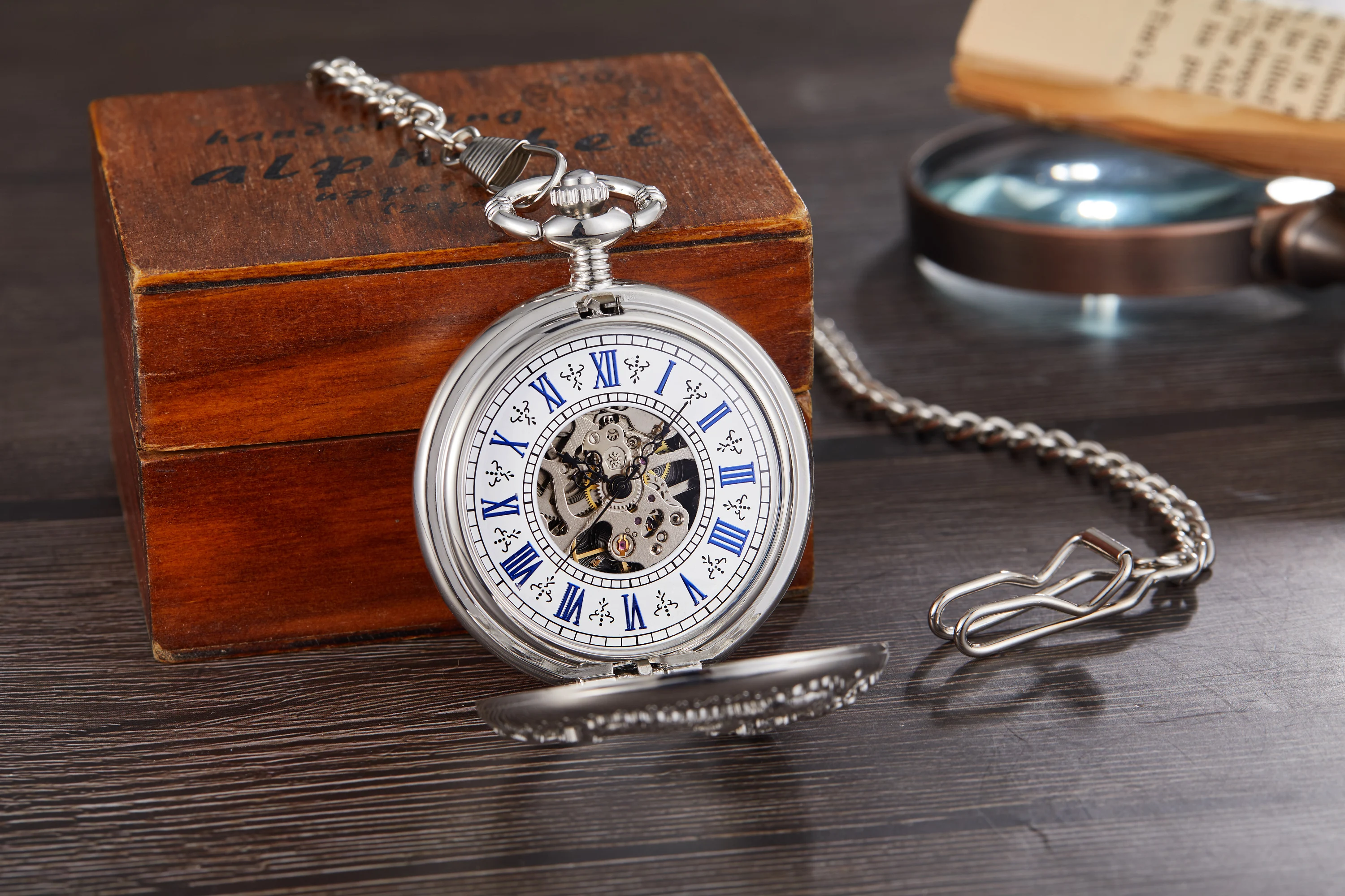 New Silver-White Flying Dragon Sculpture Mechanical Pocket Watch Hollow-Out Case Analog Skeleton Men's Mechanical Pocket Watch