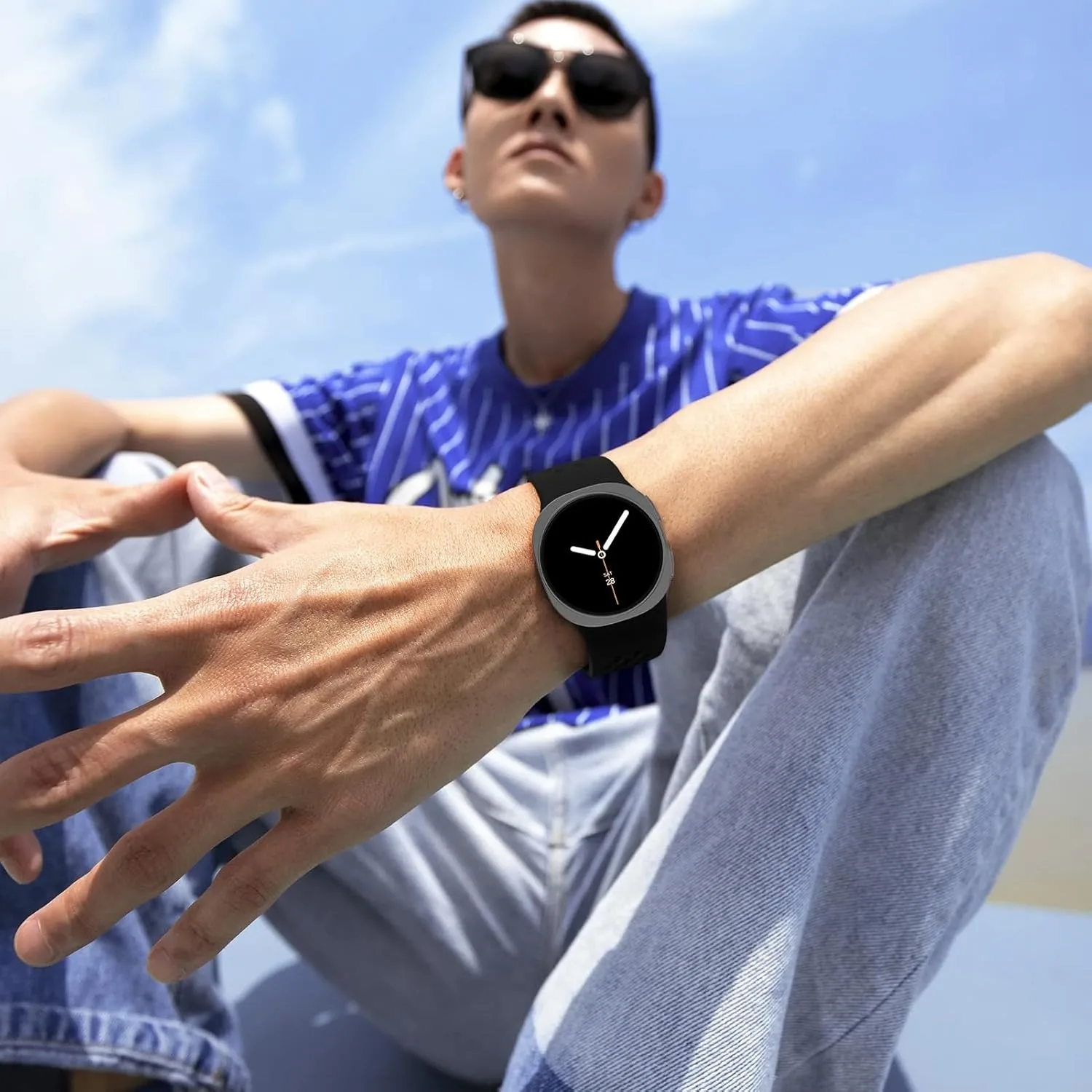 Silicone Sport Strap for Smart Watches - Versatile Silicone Bracelet for Various Models