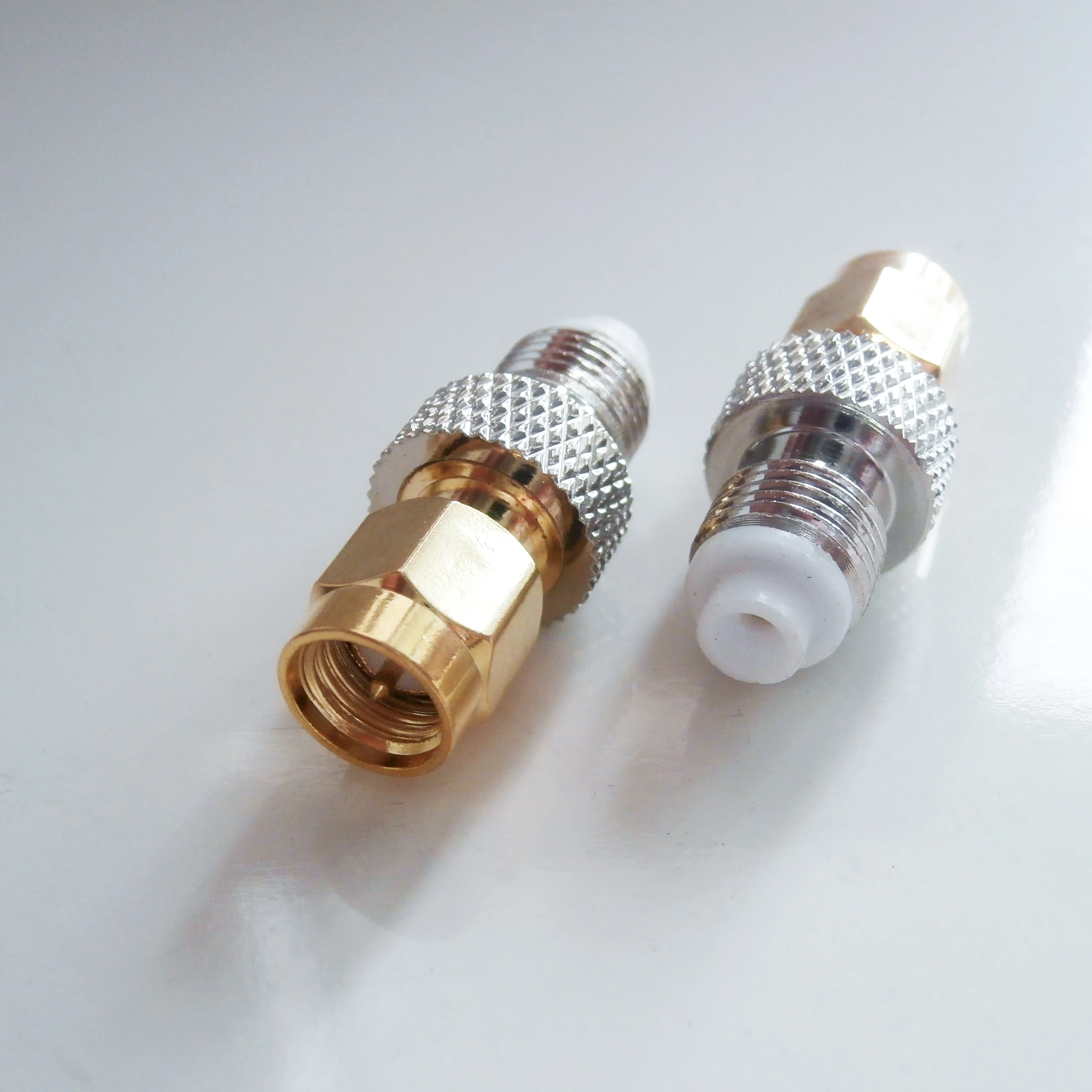 

1 Pcs Adapter FME Female To SMA Male Cable Connector Socket FME - SMA Straight Nickel Plated Brass Coaxial RF Adapters