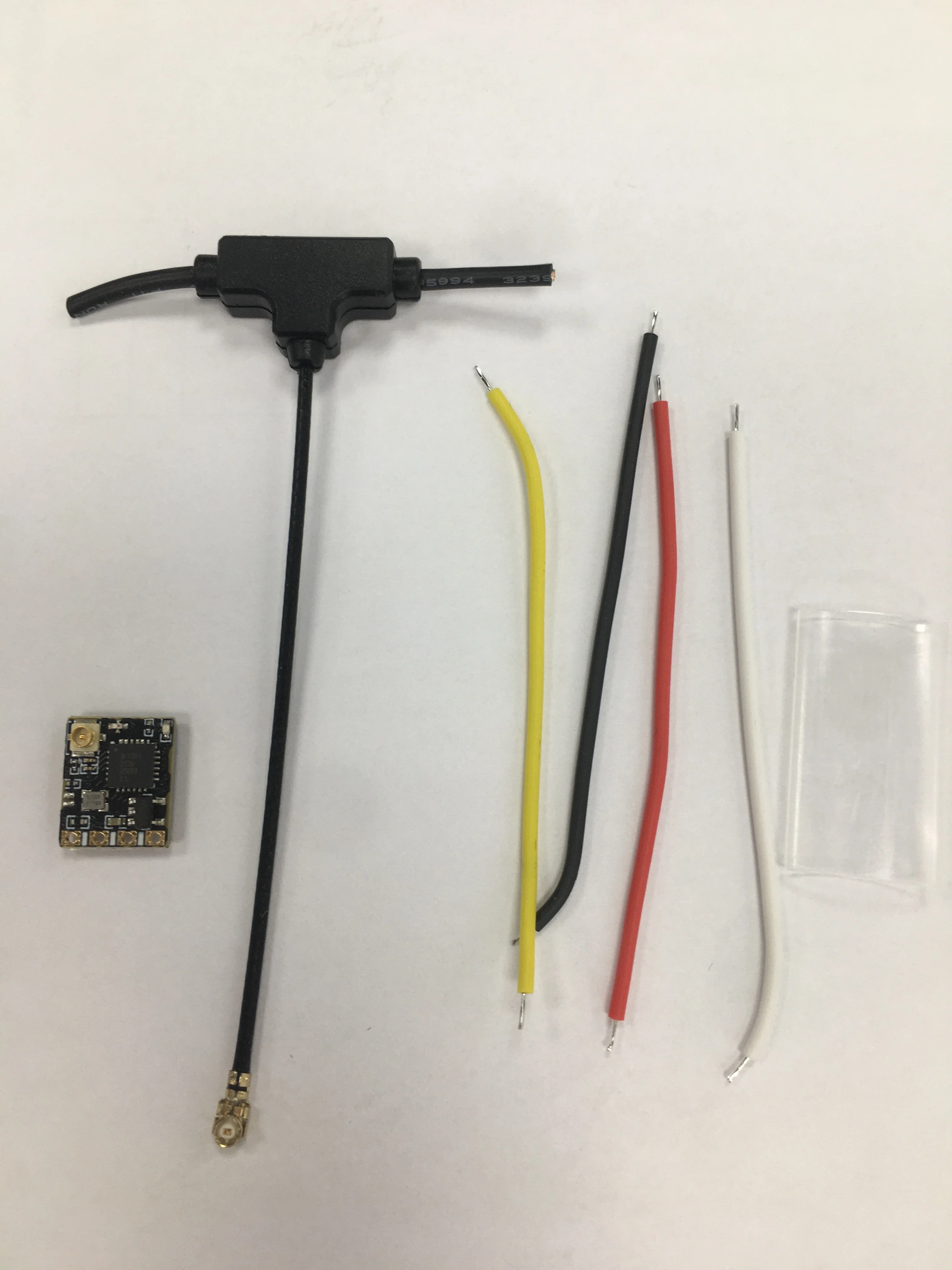 

Namimno ELRS 2,4G Flash nano RX (Бортовая антенна гоночной версии)