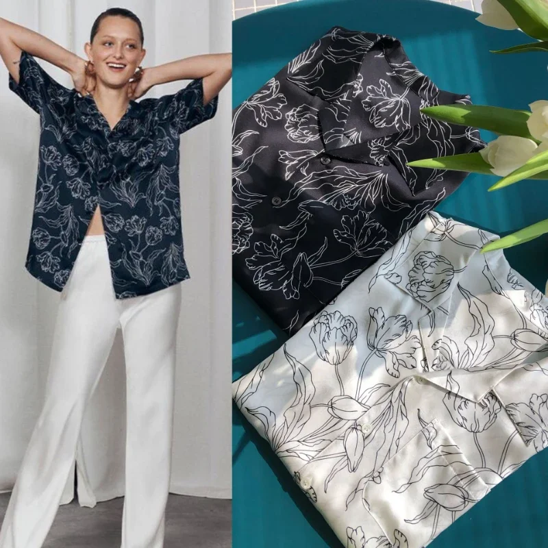 

2023 Spring and Summer New Black and White Line Drawing Tulip 100% Silk Women Short-sleeved Shirt