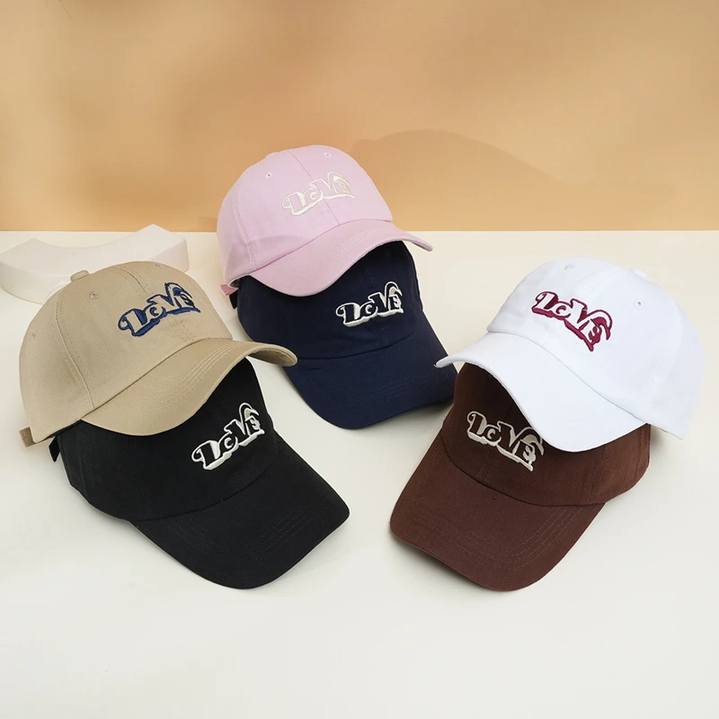 Hot Sale Unisex Baseball Cap LOVE Embroidery Solid Color Cap Men And Women Outdoor Trucks Cap Sports Hats
