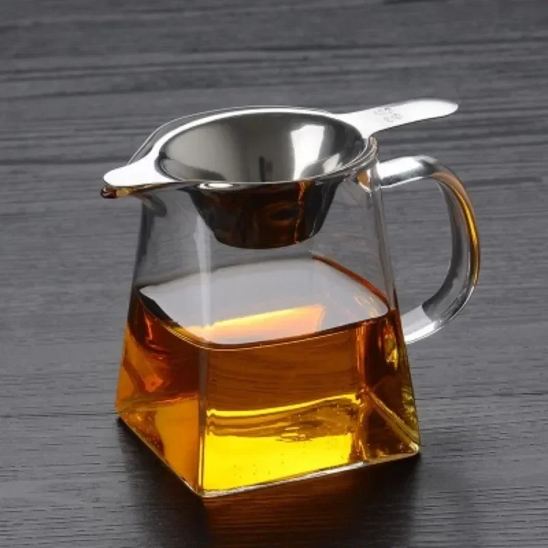 Heat-Resistant Glass Tea Pot with Handle and Strainer - Clear