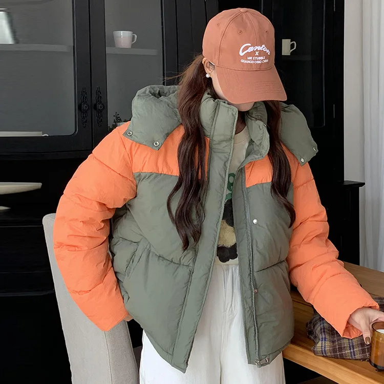 

New students loose European and American style design color matching thick bread coat.