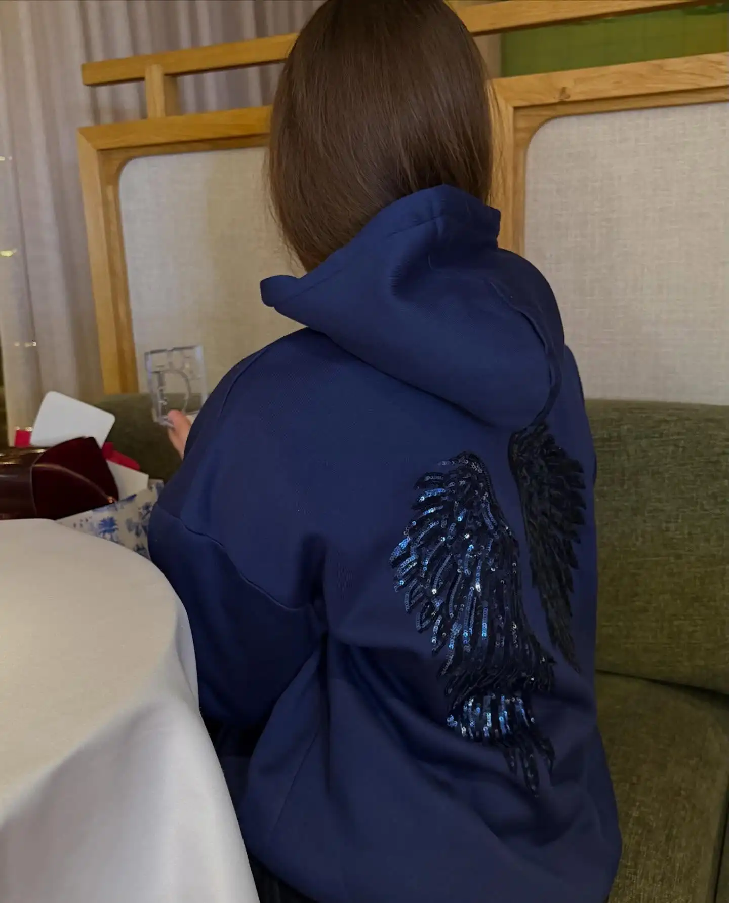 Shiny Wing Hip Hop Pattern Embroidery Aesthetic Hoodies Y2k Oversized Loose Clothes Pullover Sweatshirt Street Women Clothing