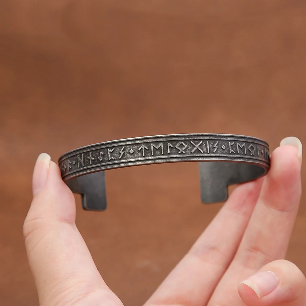 Bangle Bracelet Stainless Steel Bracelet Fashion Vintage Viking Rune Bracelet for Men Women Stainless Steel Nordic Odin Open Bracelets Simple Jewelry Gift