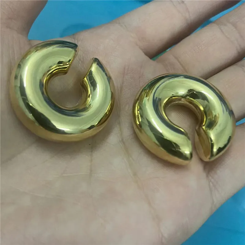 2023 Stainless Steel Cool Drop Fashion Hollow Stud Earrings Personalized Gold Color Texture Charm Jewelry New