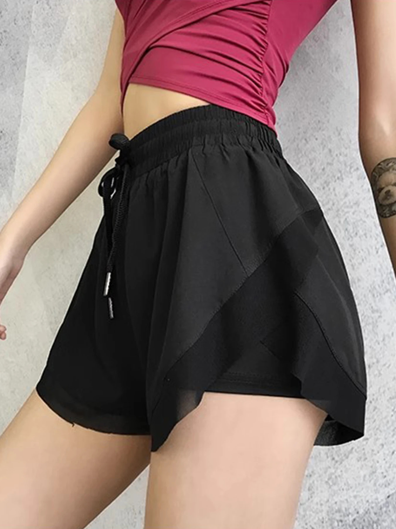 Women's sports shorts breathable loose quick-drying summer防走光 three-point yoga shorts elastic hip lift slim run