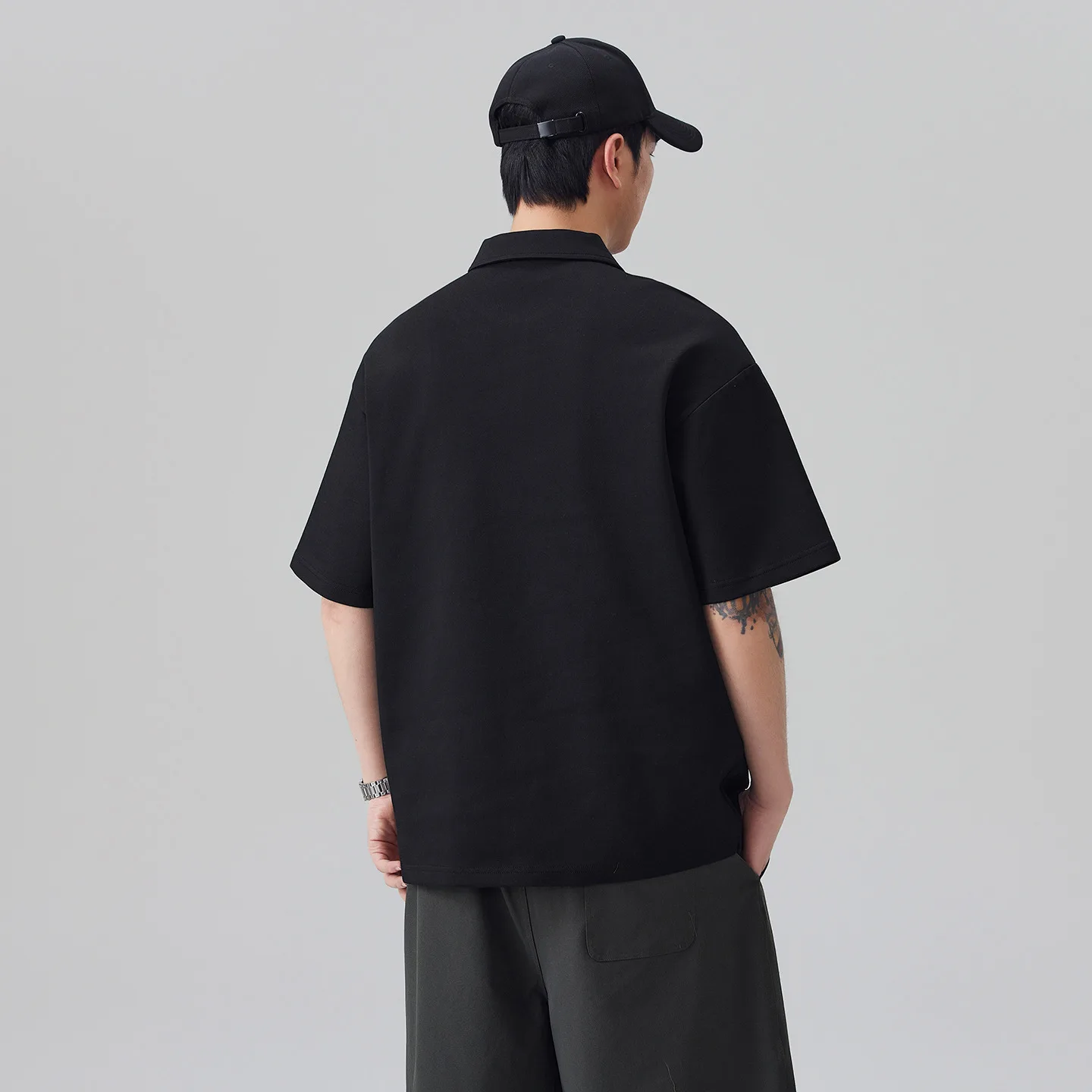 Polo Semplice da Uomo Estivo 2026 Nuovo Modello Ampio Casual con Risvolto a Mezza Manica - immagine 4