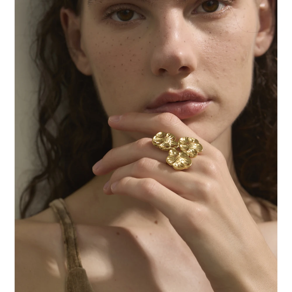 Yhpup 18K Golden PVD Plated Stainless Steel Flower Open Ring
