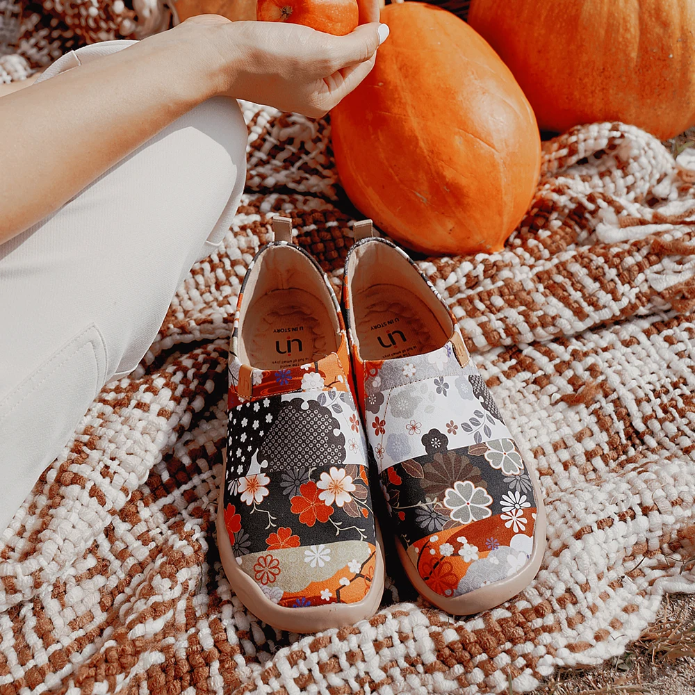 UIN Fashion Retro Japanese Style Women's Shoes Sports Art Casual Canvas Sneakers Travel Shoes