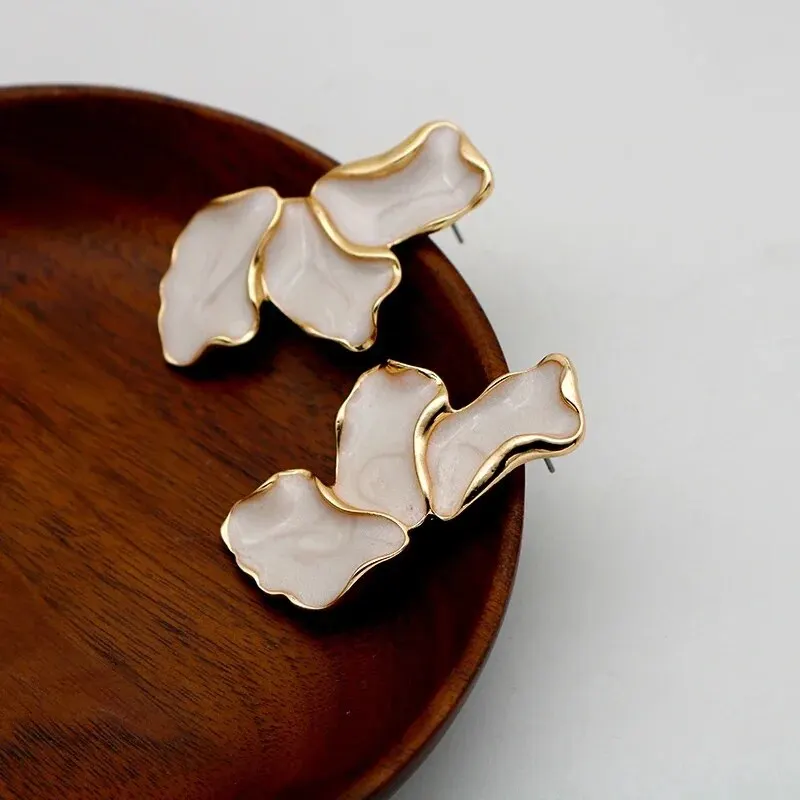 Metal Flower Cream Epoxy Earring Stud Women Fashion Gold Color Plating Irregular Post Earrings Heavy Design Statement Earrings