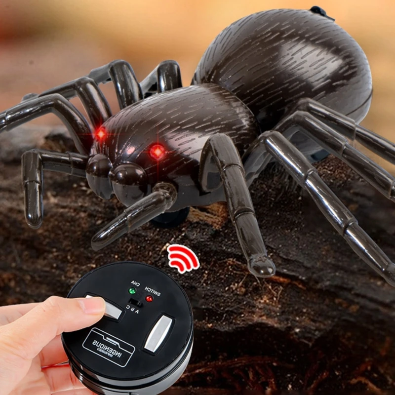 Realistic Spiders Toy Funny Halloween Spiders Simulation Joke Trick Toy