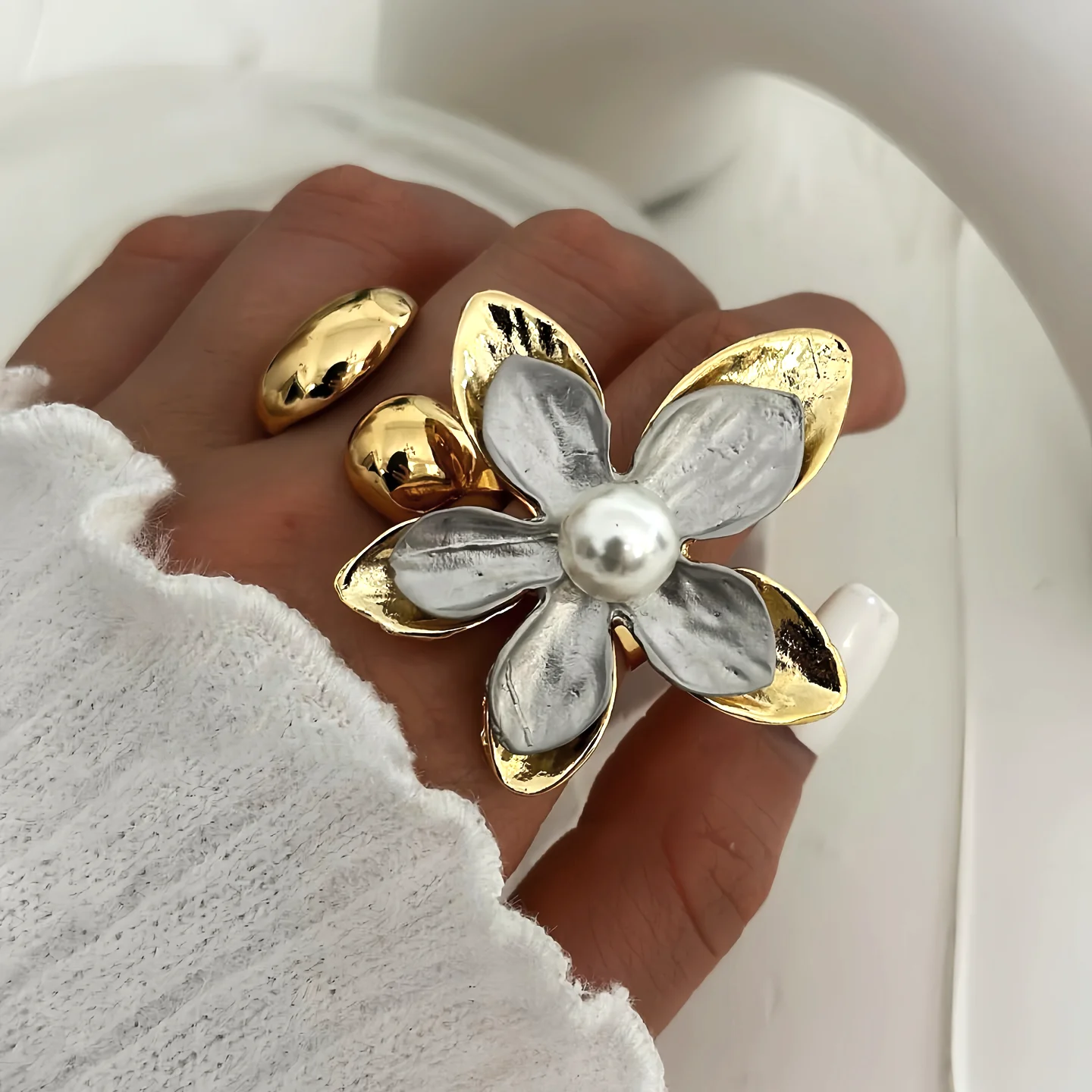 YADUDA Gold Flower Pearl Ring - 18K Gold Plated Adjustable Open Flower Statement Ring