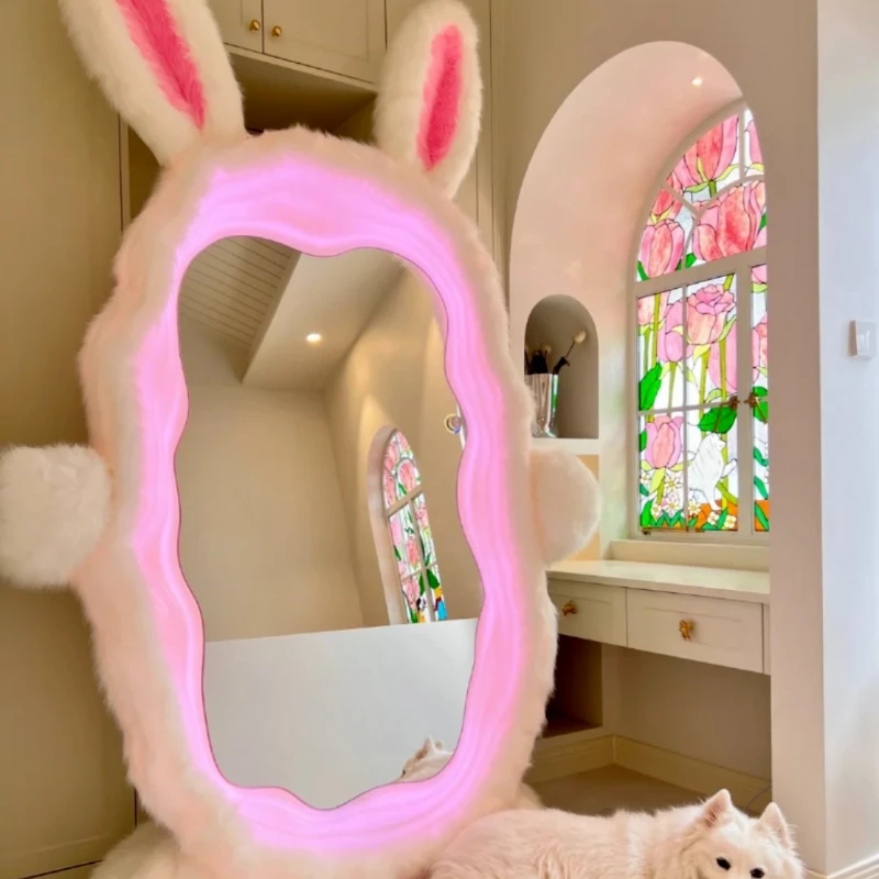 

Сетчатый красный кролик, плюшевый светящийся полноразмерный зеркальный Мемфис, волнистое зеркало, художественный мультфильм для похудения