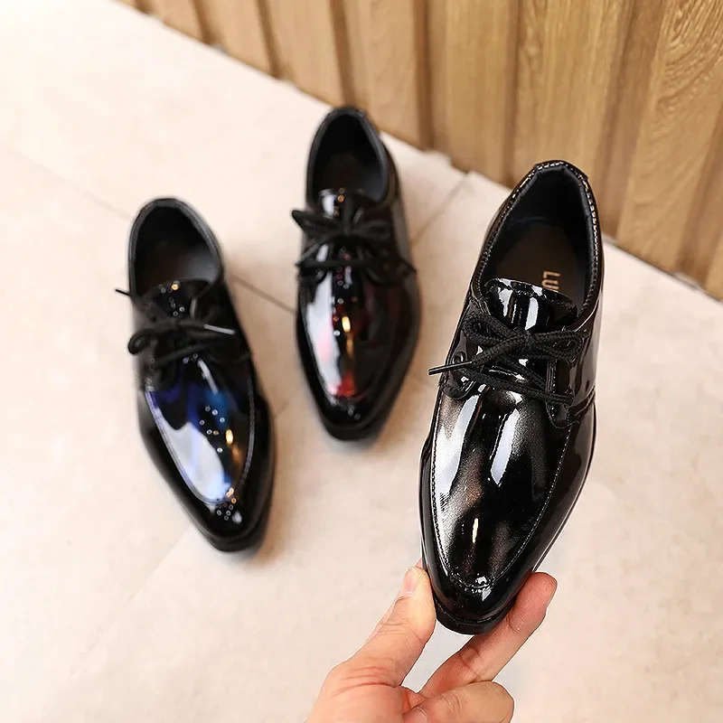 Little Boys Fashion Leather Shoes Children Kids Flats for Baby School Party Formal Wedding Toddlers Low-heeled Pointed Toe Shoes 4