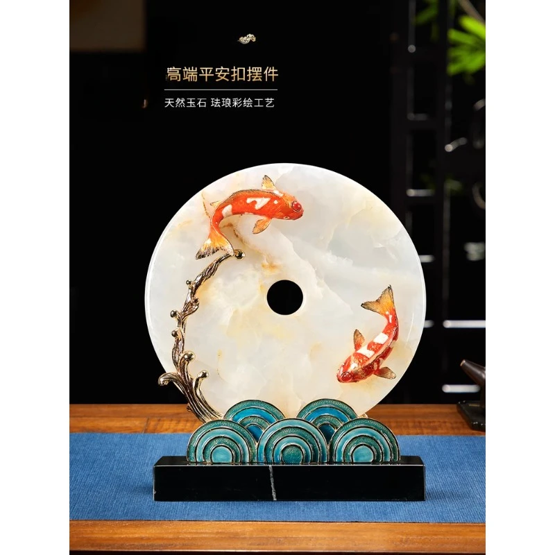 

В наличии высококачественные новые декоративные предметы, такие как рыба и кои, безопасные пряжки, антикварные полки и украшения для фойе