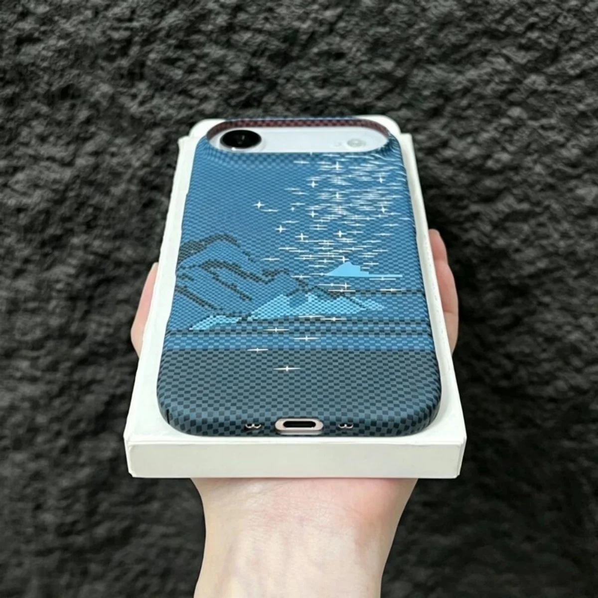 Luxury Carbon Fiber Kevlar Texture Phone Case with Mountain Island Starry Sky Design