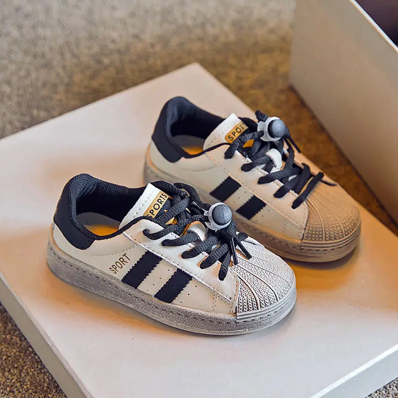 Children's Shell Headboard Shoes Spring and Autumn New Boys' Sports Shoes for Boy and Girls Lightweight Running  Dirty shoes 2