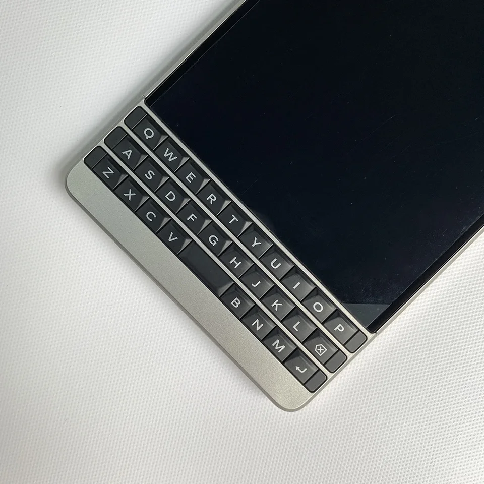 Original BlackBerry PassPort II Q30 Silver Edition 4G Mobile Phone