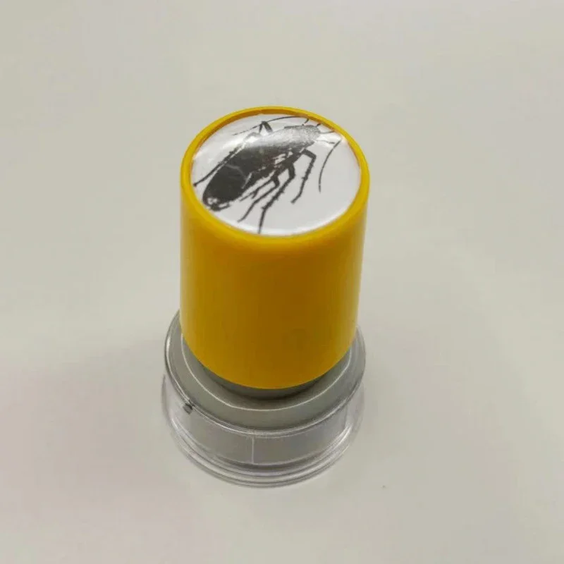 1Pcs New Creative Spoof Prank Cockroach Stamp Toys Funny Cartoon Children Wacky Bugs Seal Toy Kids Fun Holiday Gift For Friends