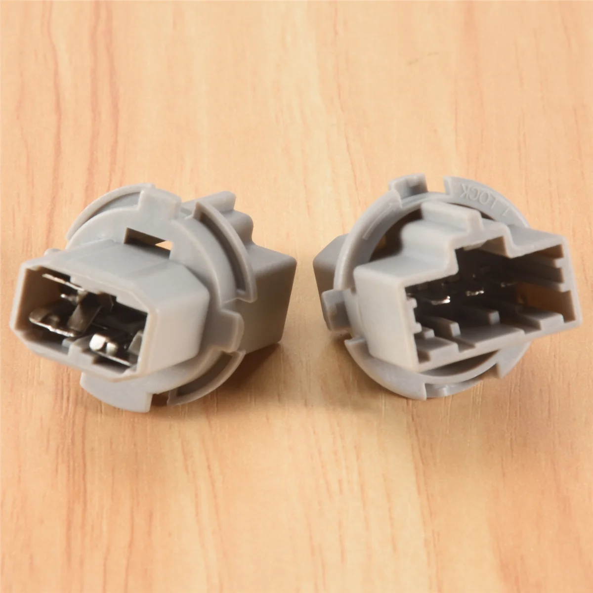 

6Pcs Car T20 Socket Brake Tail Lamp Rear Light Socket Holder for Honda Acura Accord Civic T20W 33515-S50-003