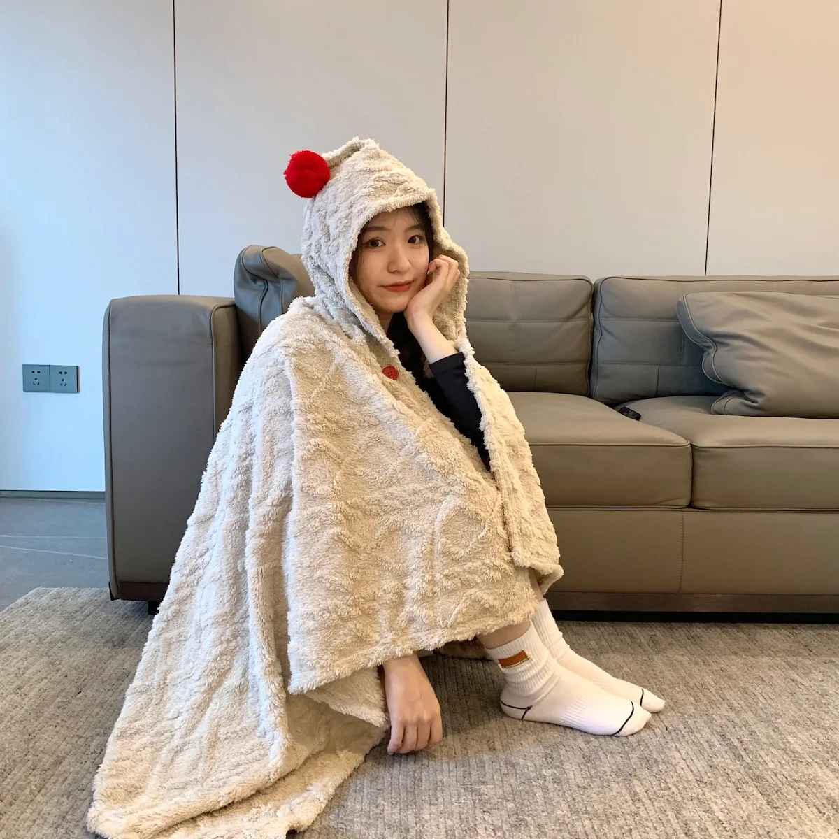 

Tafu Jacquard Velvet Wearable Blanket Autumn Winter Warm Hooded Blankets Shawl Gift for Women Adult Bedding