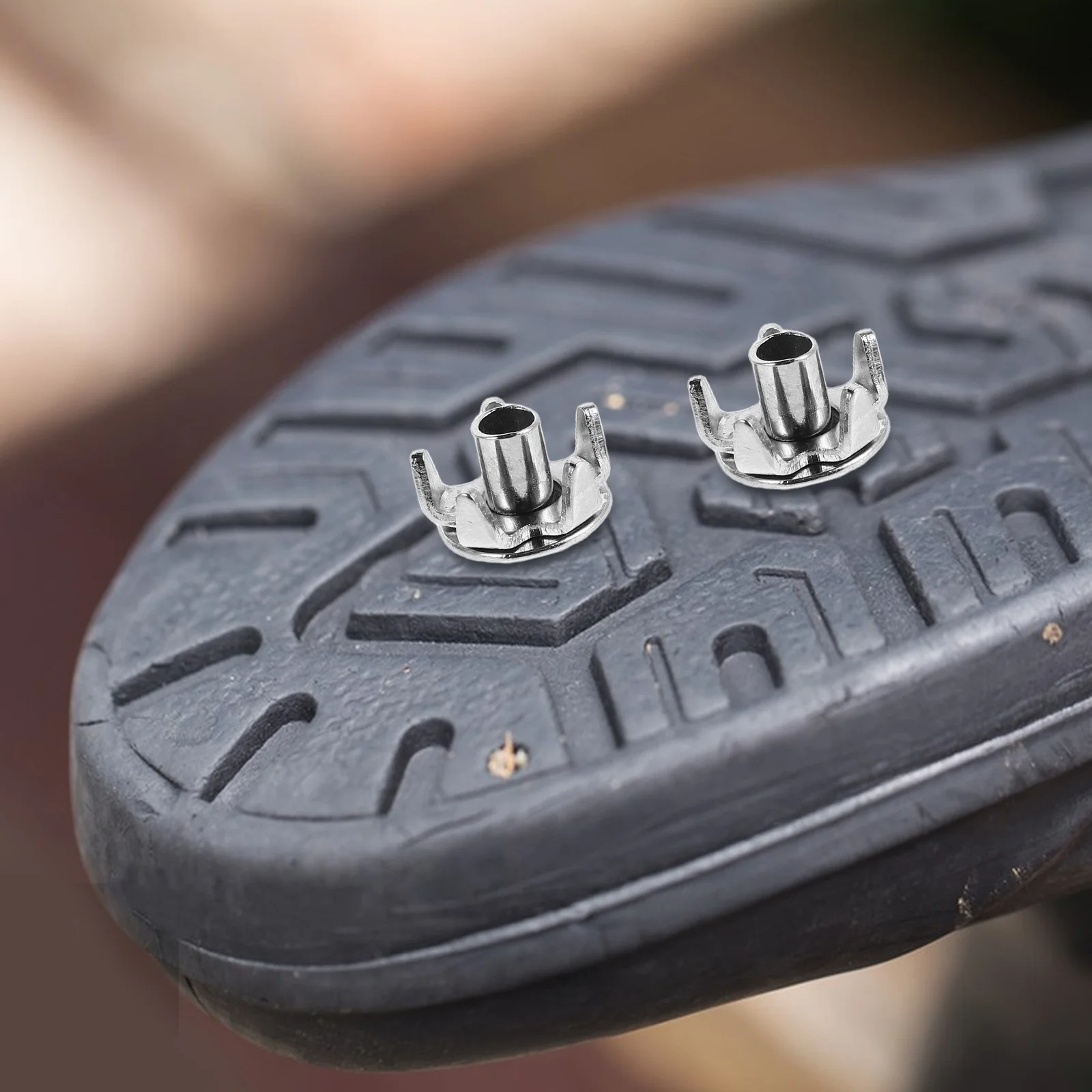 50개입 미끄럼 방지 신발 스파이크 견고한 아이스 클리츠 신발 및 부츠용 눈길 ..