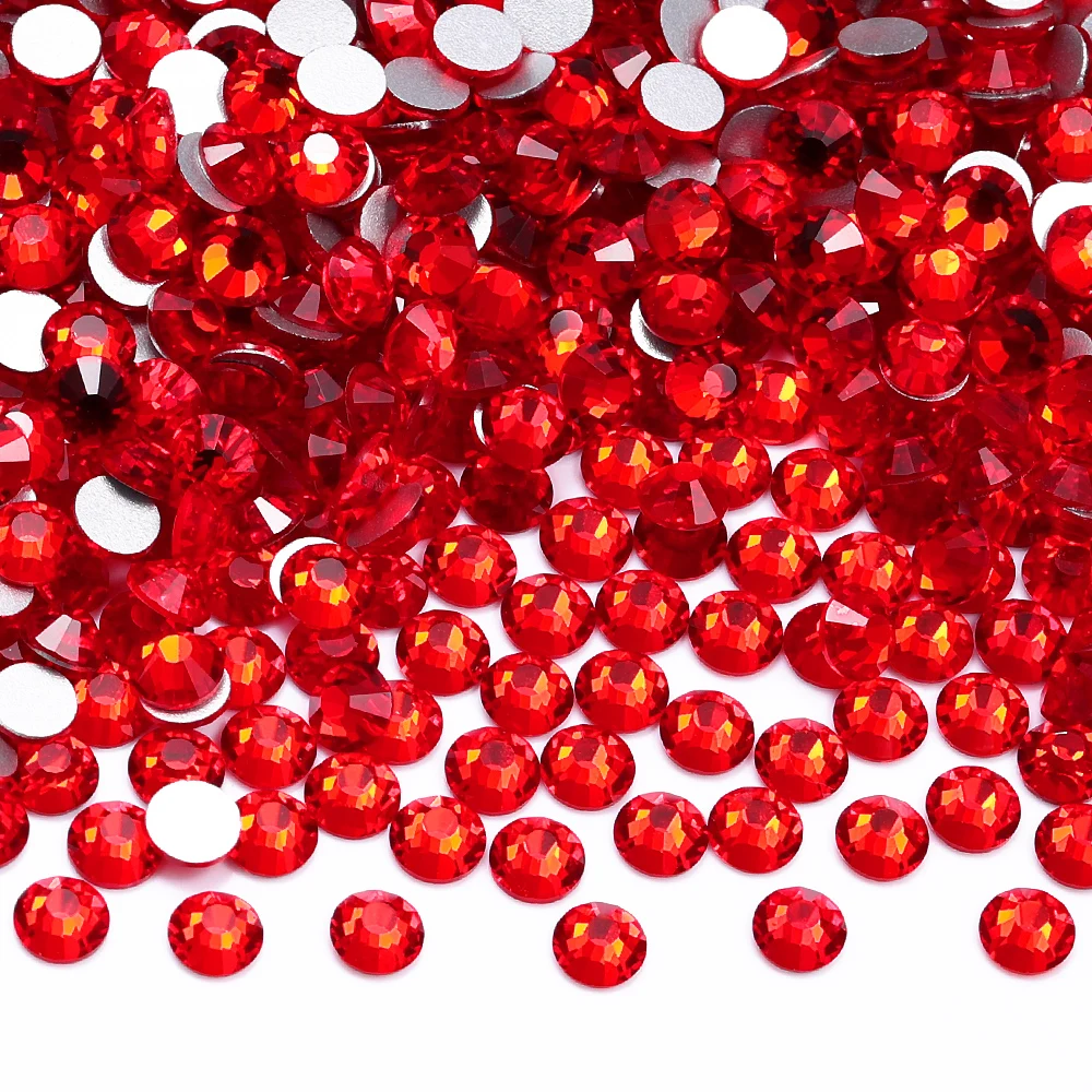 High-Quality Silver Glitter Glass Crystal Rhinestones for Nail Art and Wedding Dress Decoration