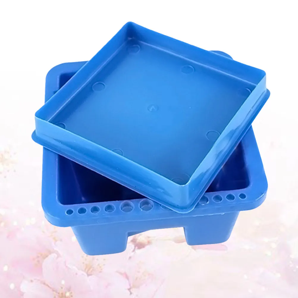파란색 플라스틱 브러시 세척 버킷 슬롯이 있는 사각형 디자인 미술 용품 청소용 페인팅 도구 교실 정리함