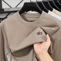 T-shirt à col rond pour homme, nouvelle collection automne, marque de mode haut de gamme, avec badge lettre exquis, manches longues, confortable et décontracté, best-seller. 3