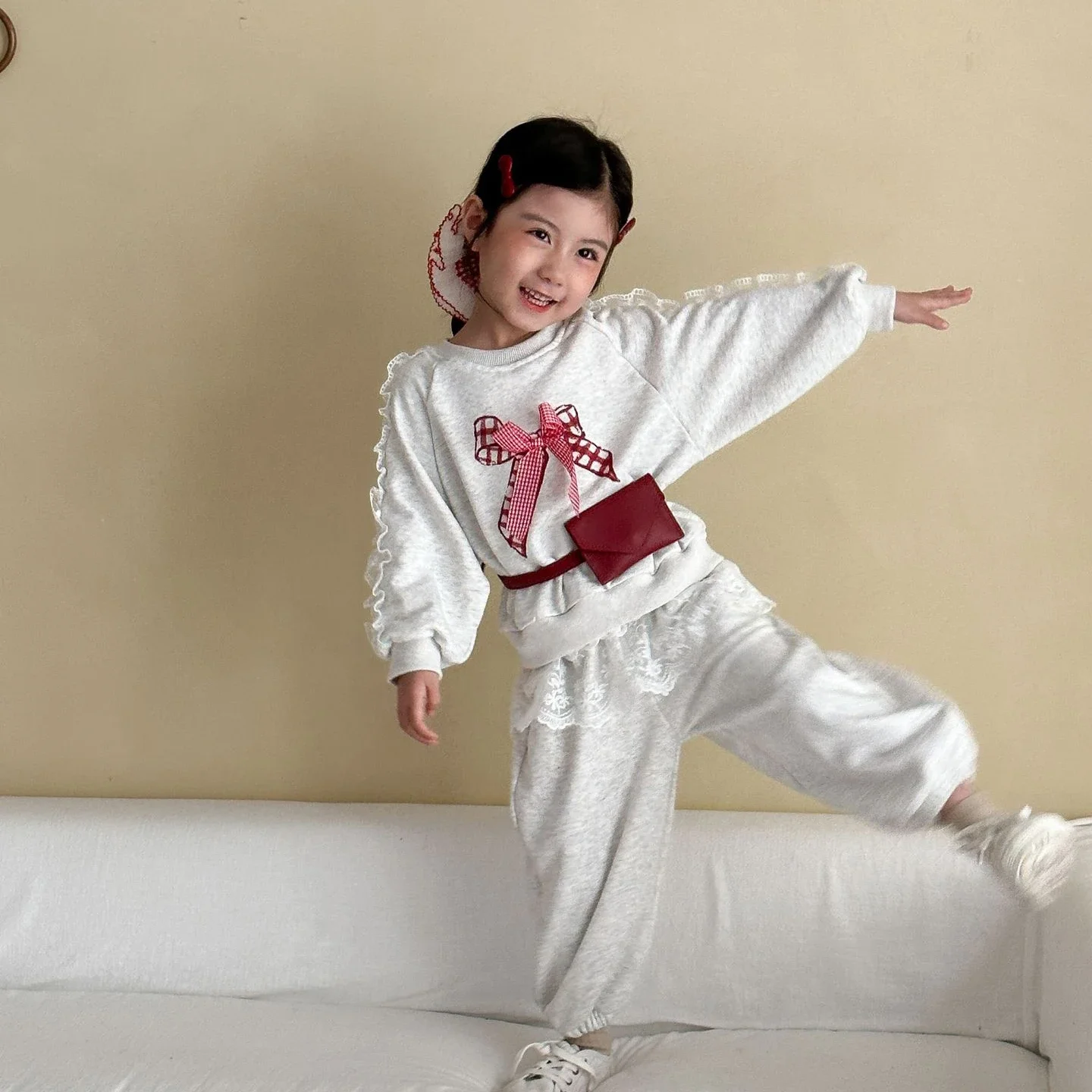 Autumn New Girls Clothing Set Bow Decoration Hoodie And Lace Pants 2 Pcs Girls Hoodie Suit Sweet Sports Set