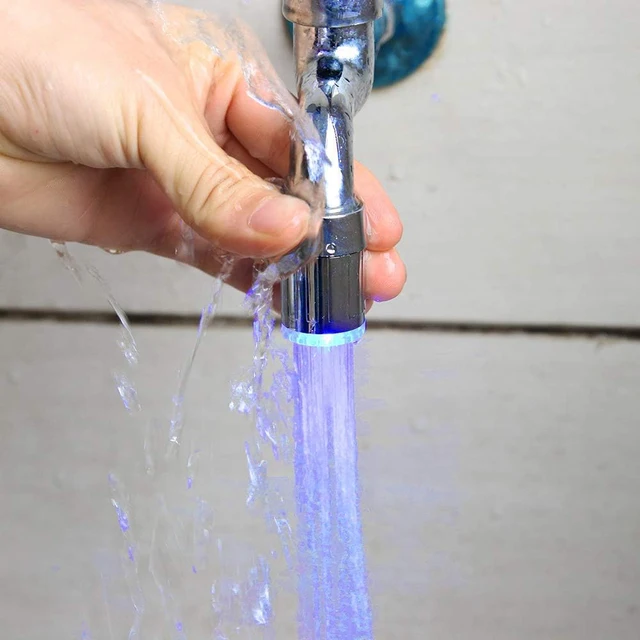 1-4PCS เปลี่ยนโดยอัตโนมัติ 7 สี LED ก๊อกน้ําเรืองแสง Water Saving Stream Light ก๊อกน้ํา Aerator TAP หัวฉีดสําหรับห้องครัวอาบน้ํา 1