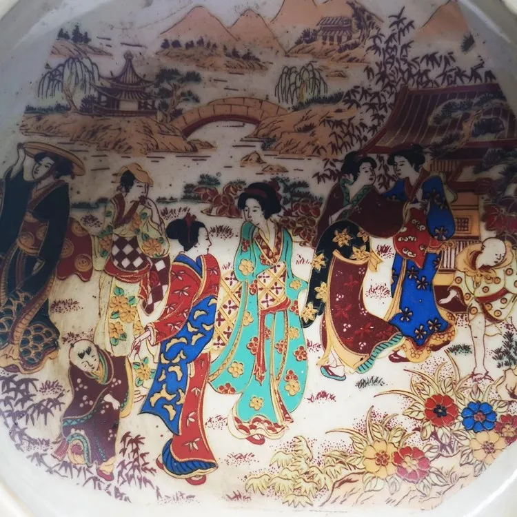 Qing Qianlong Enamel Painting of Beautiful Women Brush Wash Ashtray Antique Porcelain Home Decoration