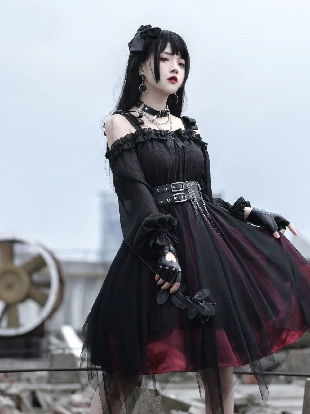ゴシックスタイルのコスプレドレス,長袖,不規則なロリータのイブニング 