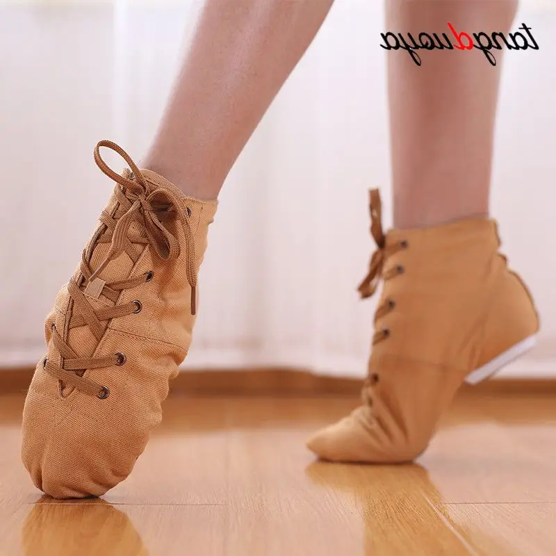 Economici New Soft Canvas Uomo Donna Sport Jazz Dance Shoes Lace Up Stivali Da Ballo Blu Rosso Nero Camel Green White Sneakers