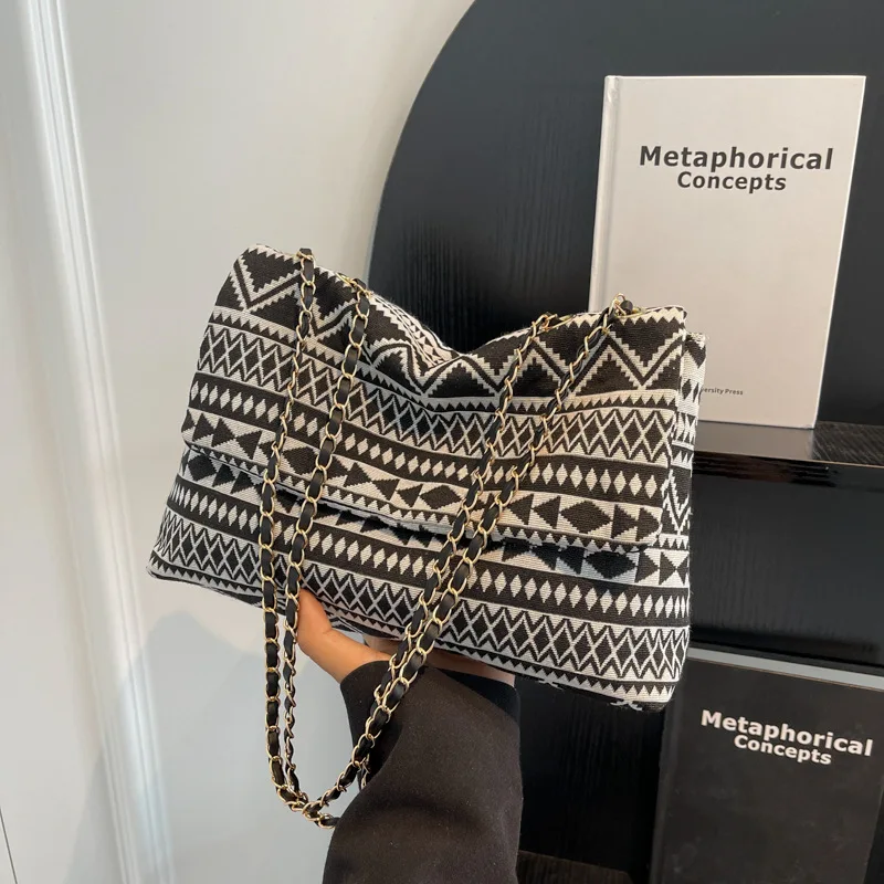 

Ethnic Style Chain Shoulder Bag Women's Bohemian Geometric Pattern Handbag Niche Designer Color Contrast Crossbody Underarm Bag