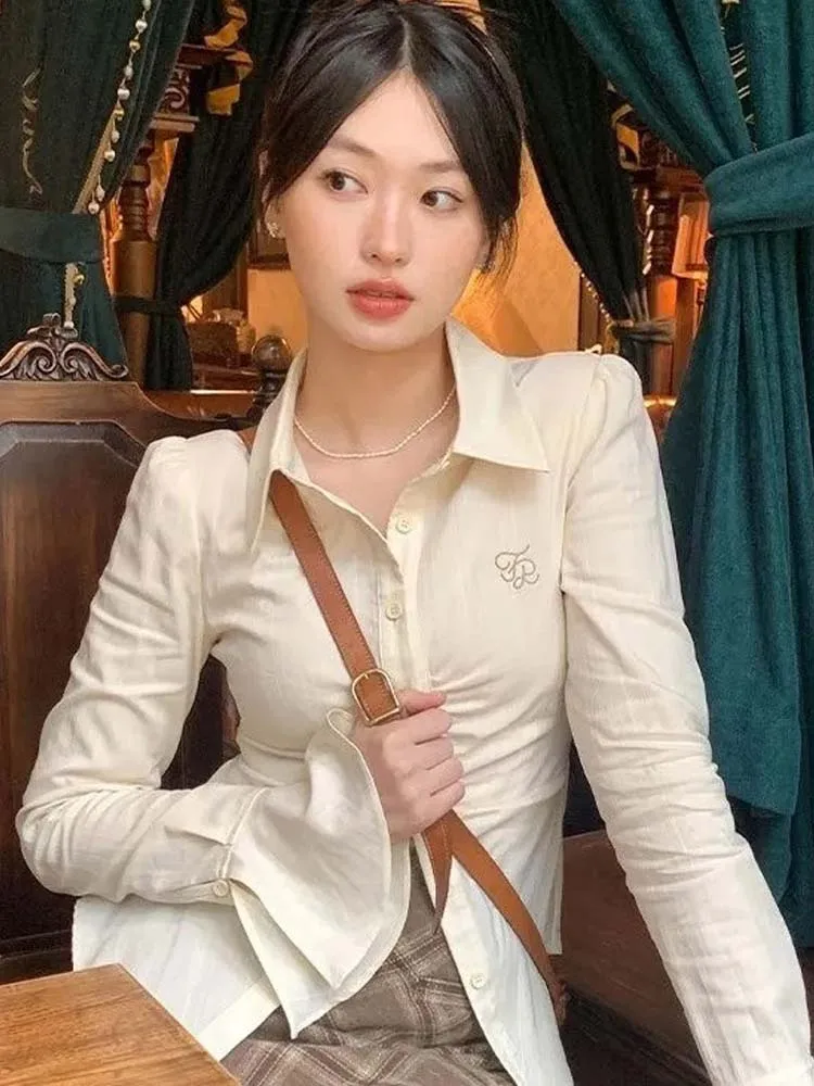 

White Shirt Women Summer Long Sleeve Blouse Slim Waist Folds Korean Blouses Tops Ladies Fashion Embroidery Crop Tops