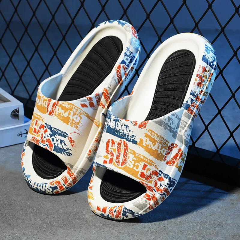 2023 Men's Summer Luxury Beach EVA Soft Sole Indoor Light Slippers Fashion Outdoor Fashion Slippers