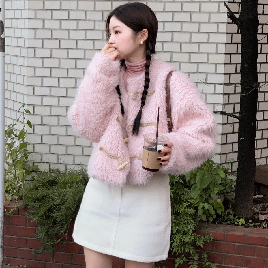 Sweet Girls Winter Berber Fleece Faux Fur Coat Korean Fashion Horn Buttons Hot Sell Women Coats
