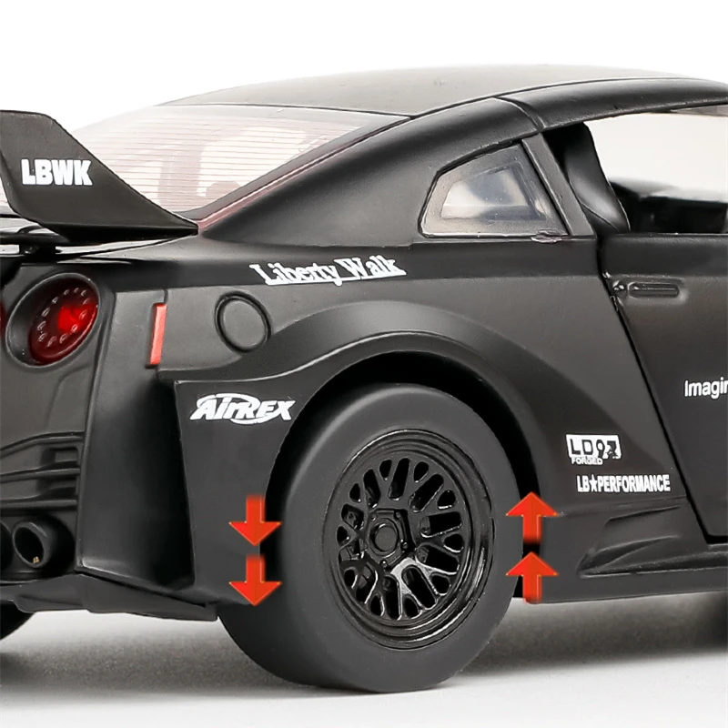 1:32 Skyline Ares Nissan GTR CSR2 Alloy Sports Car Model Diecast Metal Racing Car Model Simulation Sound and Light Kids Toy Gift 6